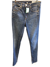 Load image into Gallery viewer, Size 6 RAG&amp;BONE Jeans
